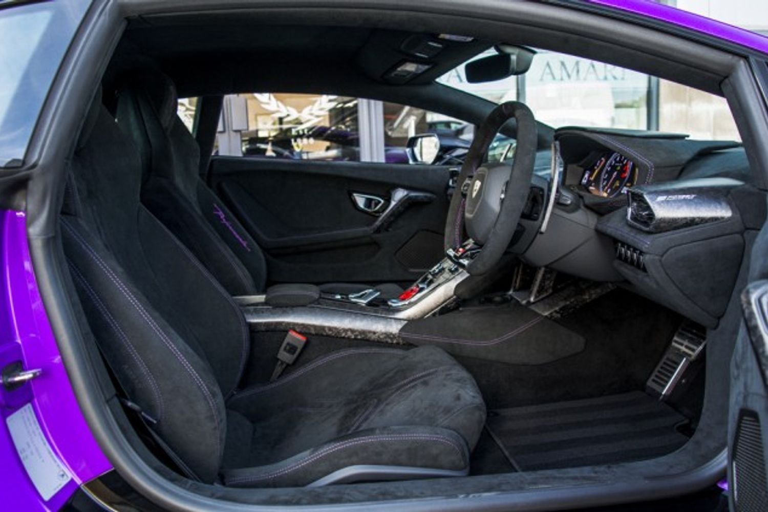 LAMBORGHINI HURACAN COUPE 5.2 LP 640-4 PERFORMANTE 2DR SEMI AUTOMATIC