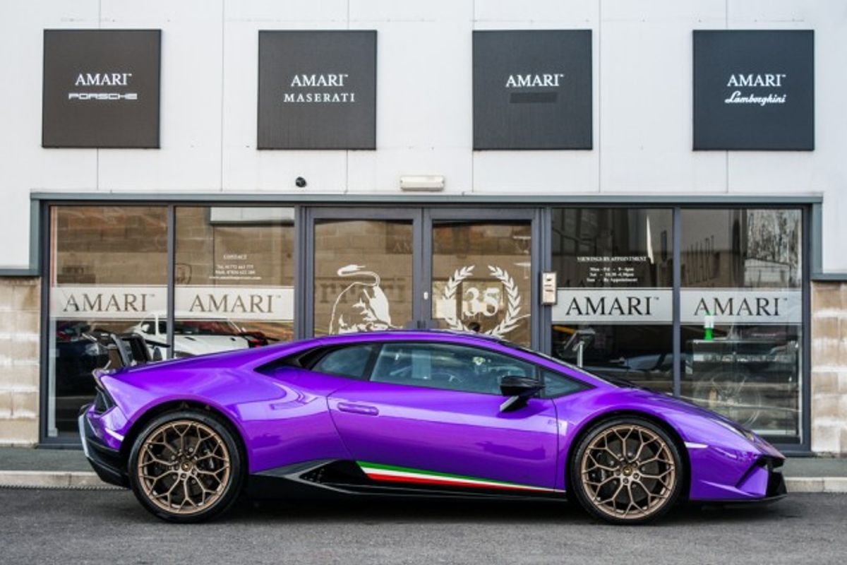 LAMBORGHINI HURACAN COUPE 5.2 LP 640-4 PERFORMANTE 2DR SEMI AUTOMATIC
