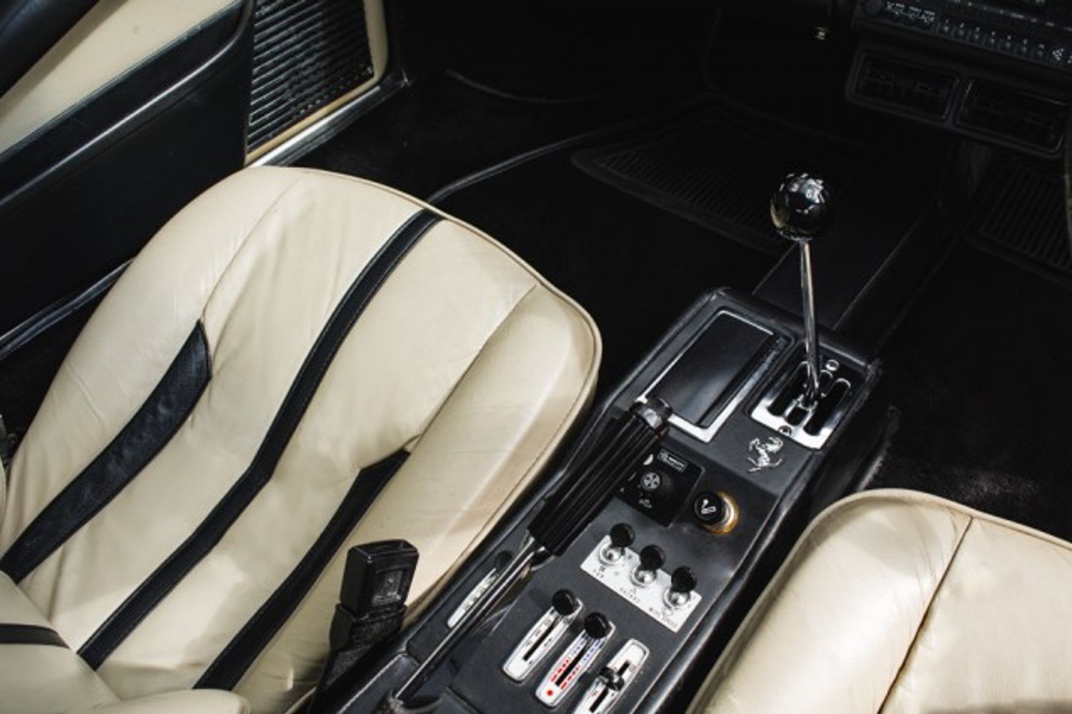 FERRARI 308 COUPE 2.9 GTB 2DR