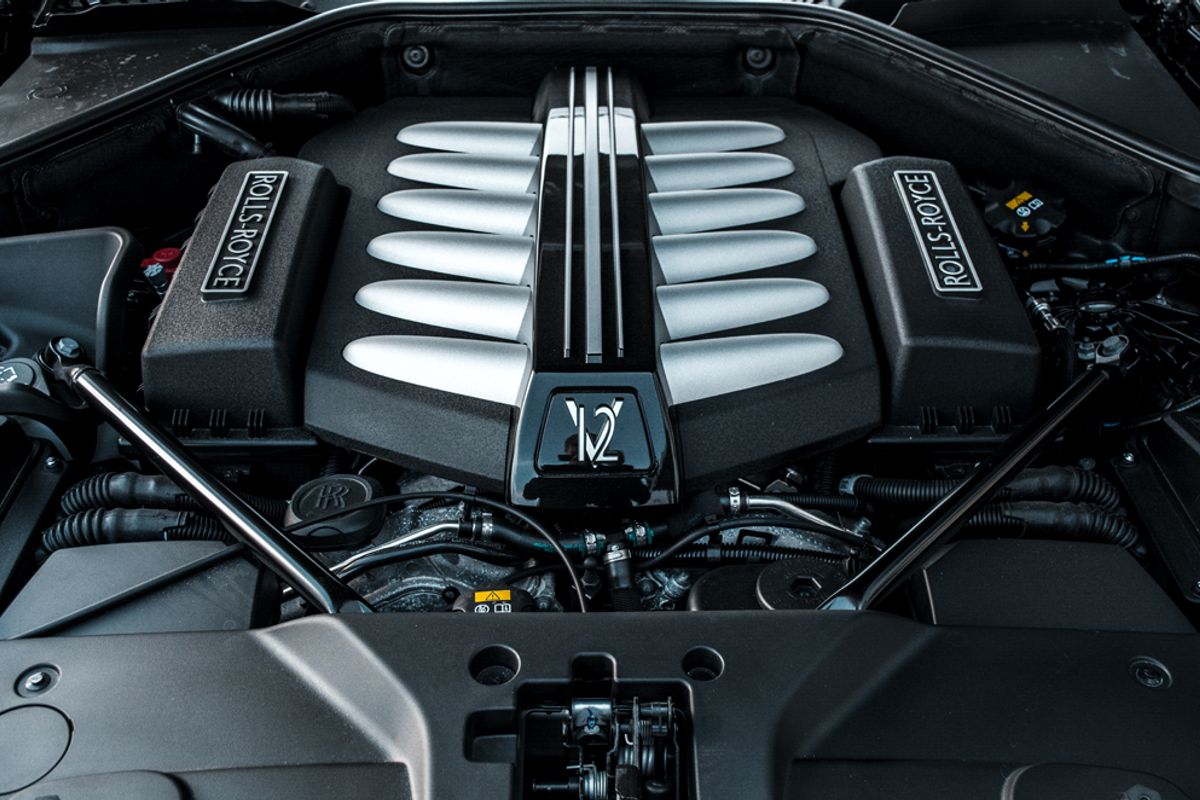 ROLLS-ROYCE DAWN CONVERTIBLE 6.6 V12 2DR AUTOMATIC