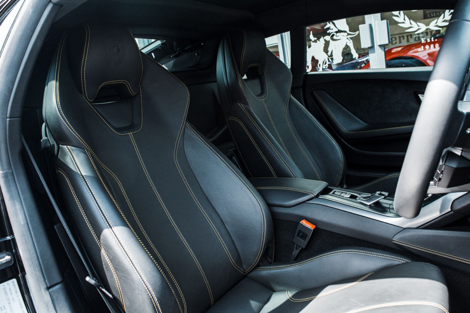 LAMBORGHINI HURACAN COUPE 5.2 LP 610-4 2DR SEMI AUTOMATIC