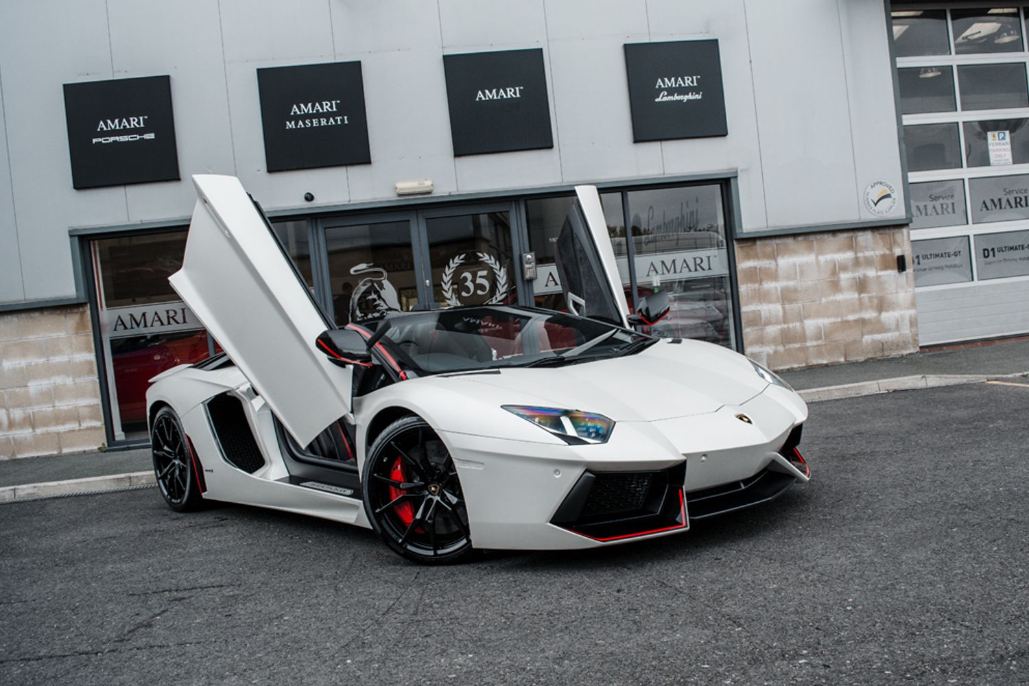LAMBORGHINI AVENTADOR CONVERTIBLE 6.5 LP 700-4 ROADSTER 2DR SEMI AUTOMATIC