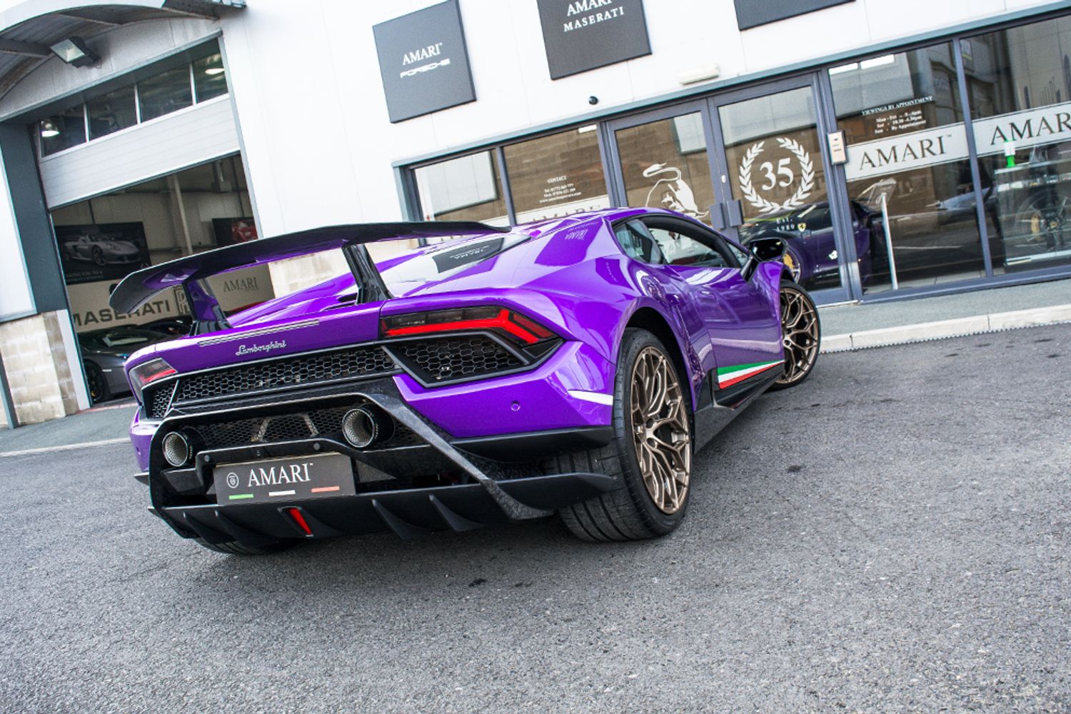 LAMBORGHINI HURACAN COUPE 5.2 LP 640-4 PERFORMANTE 2DR SEMI AUTOMATIC