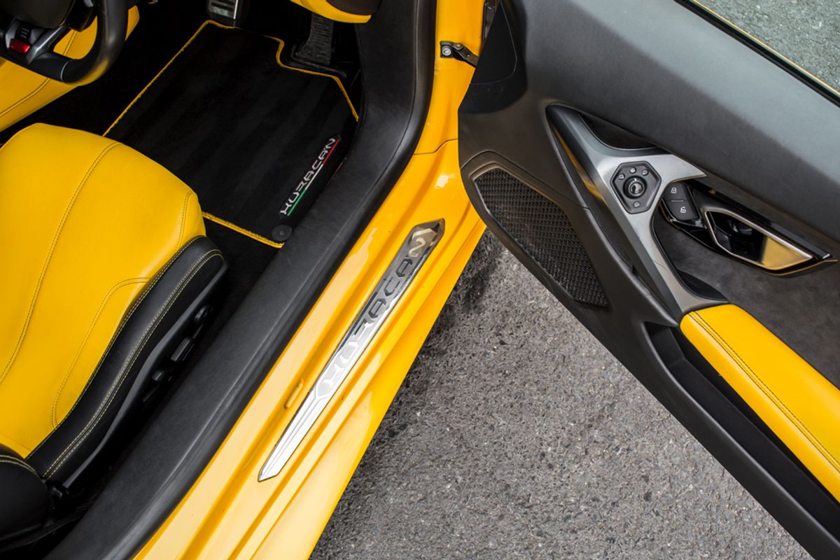 LAMBORGHINI HURACAN COUPE 5.2 LP 610-4 2DR SEMI AUTOMATIC