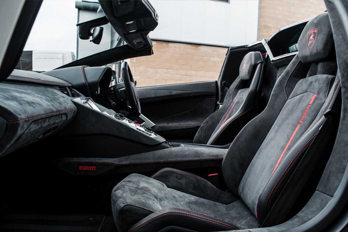 LAMBORGHINI AVENTADOR CONVERTIBLE 6.5 LP 700-4 ROADSTER 2DR SEMI AUTOMATIC