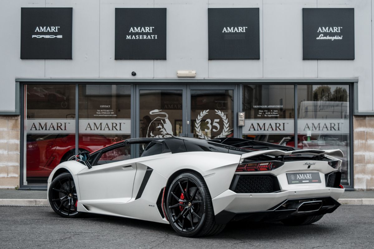 LAMBORGHINI AVENTADOR CONVERTIBLE 6.5 LP 700-4 ROADSTER 2DR SEMI AUTOMATIC