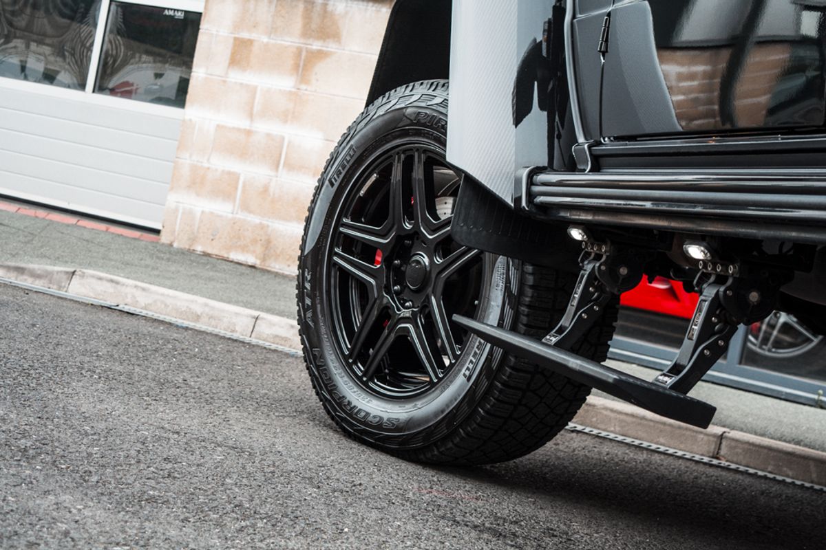 MERCEDES-BENZ G-CLASS G500 4x4 Squared Brabus