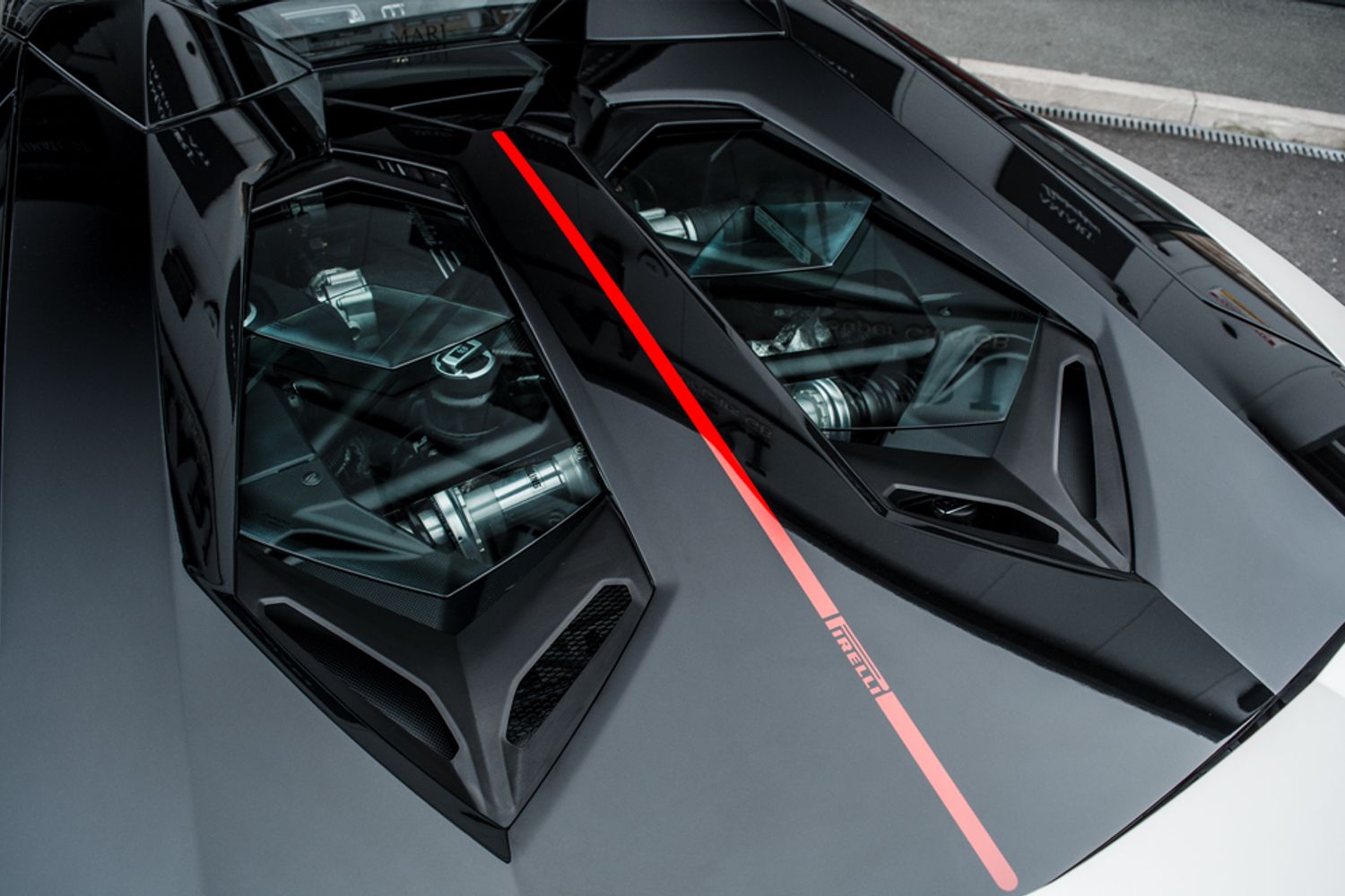 LAMBORGHINI AVENTADOR CONVERTIBLE 6.5 LP 700-4 ROADSTER 2DR SEMI AUTOMATIC
