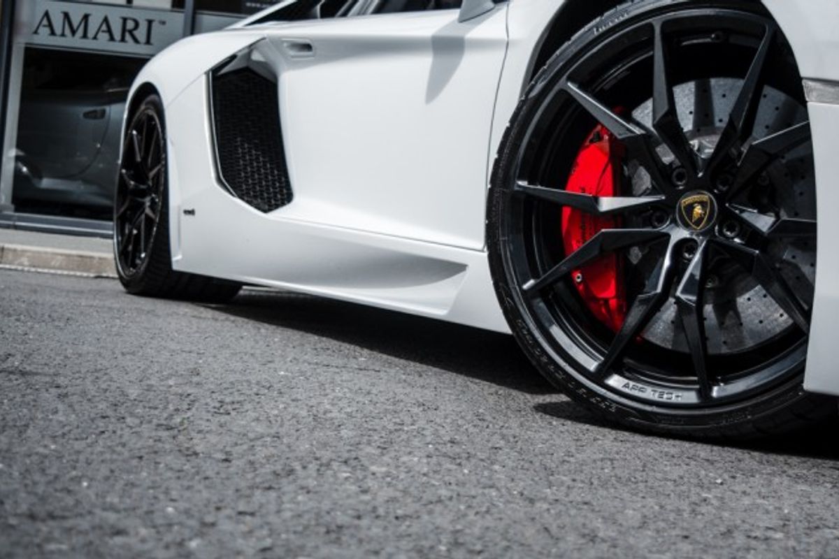 LAMBORGHINI AVENTADOR CONVERTIBLE 6.5 LP 700-4 ROADSTER 2DR SEMI AUTOMATIC
