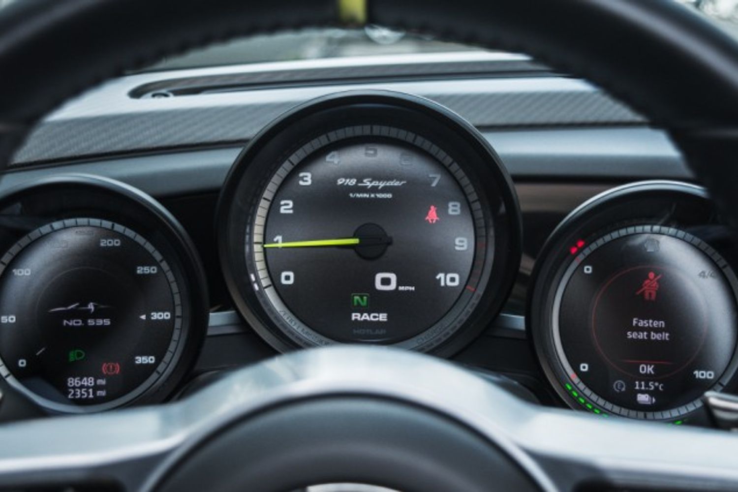 PORSCHE 918 HYBRID ELECTRIC CONVERTIBLE 4.6 SPYDER PDK 2DR SEMI AUTOMATIC