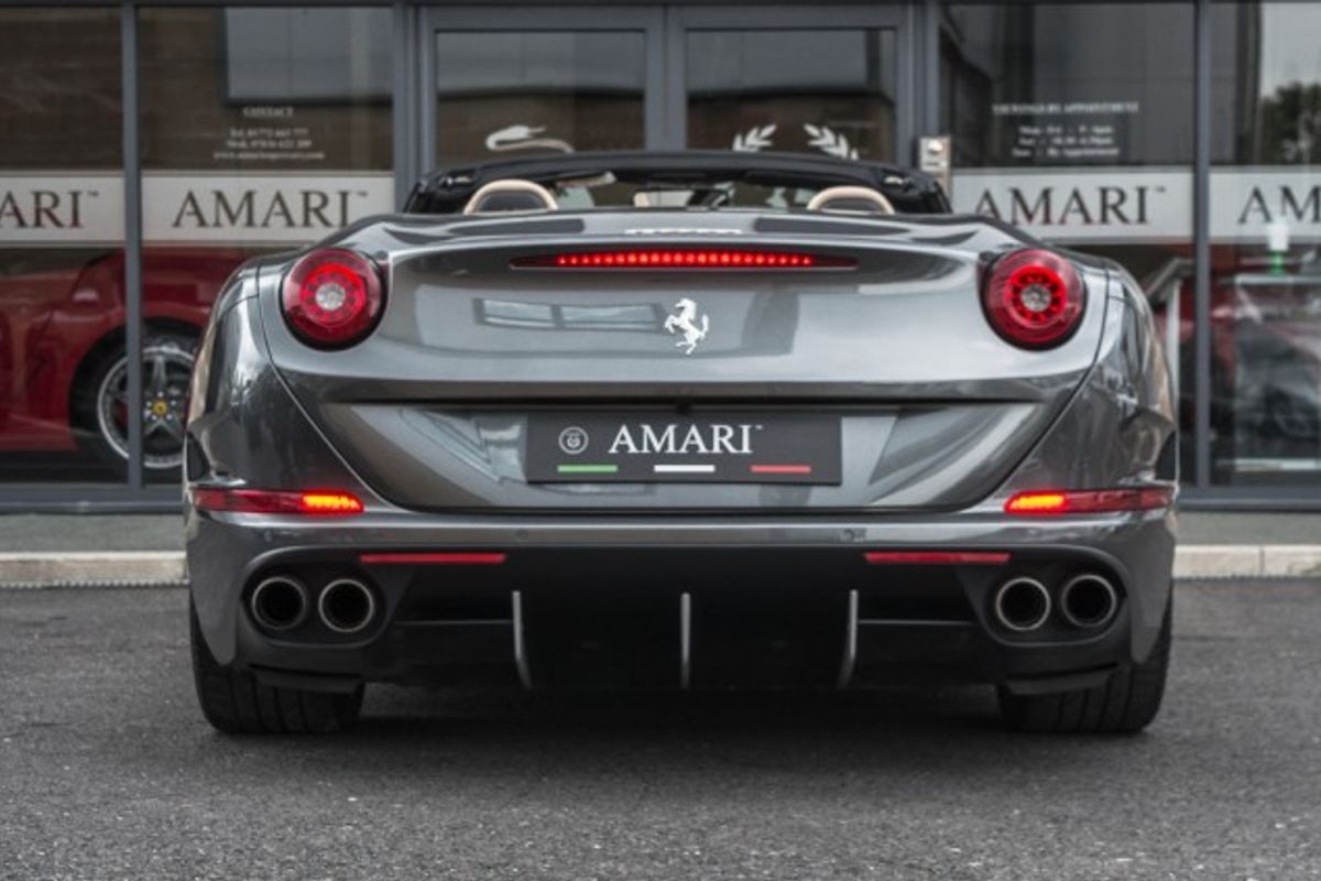 FERRARI CALIFORNIA CONVERTIBLE 3.9 DD 2DR SEMI AUTOMATIC