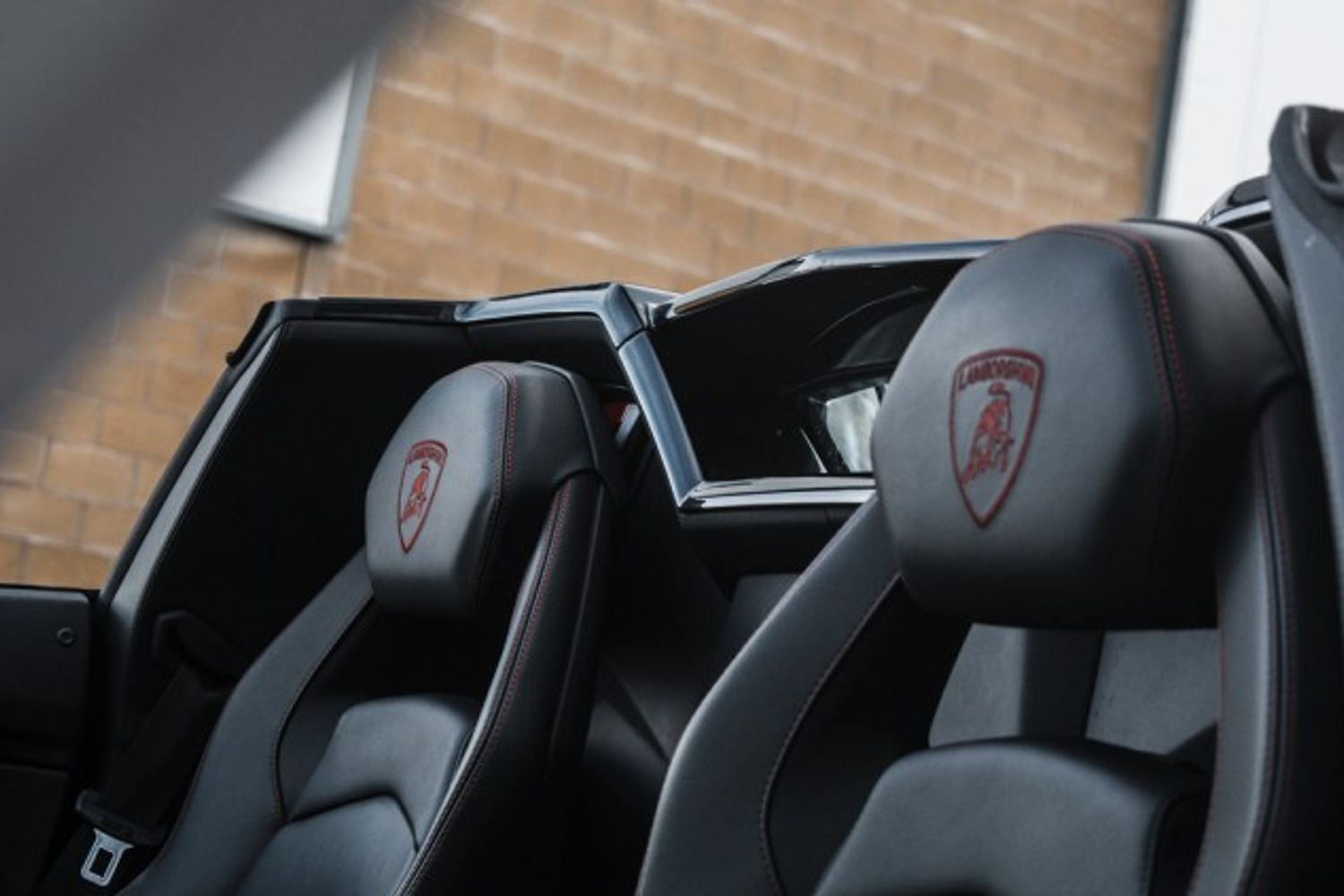 LAMBORGHINI AVENTADOR CONVERTIBLE 6.5 LP 700-4 ROADSTER 2DR SEMI AUTOMATIC