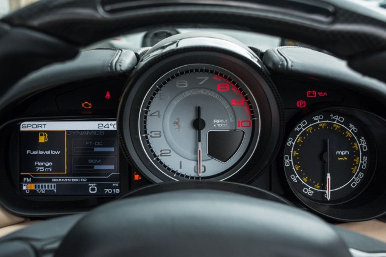 FERRARI CALIFORNIA CONVERTIBLE 3.9 DD 2DR SEMI AUTOMATIC