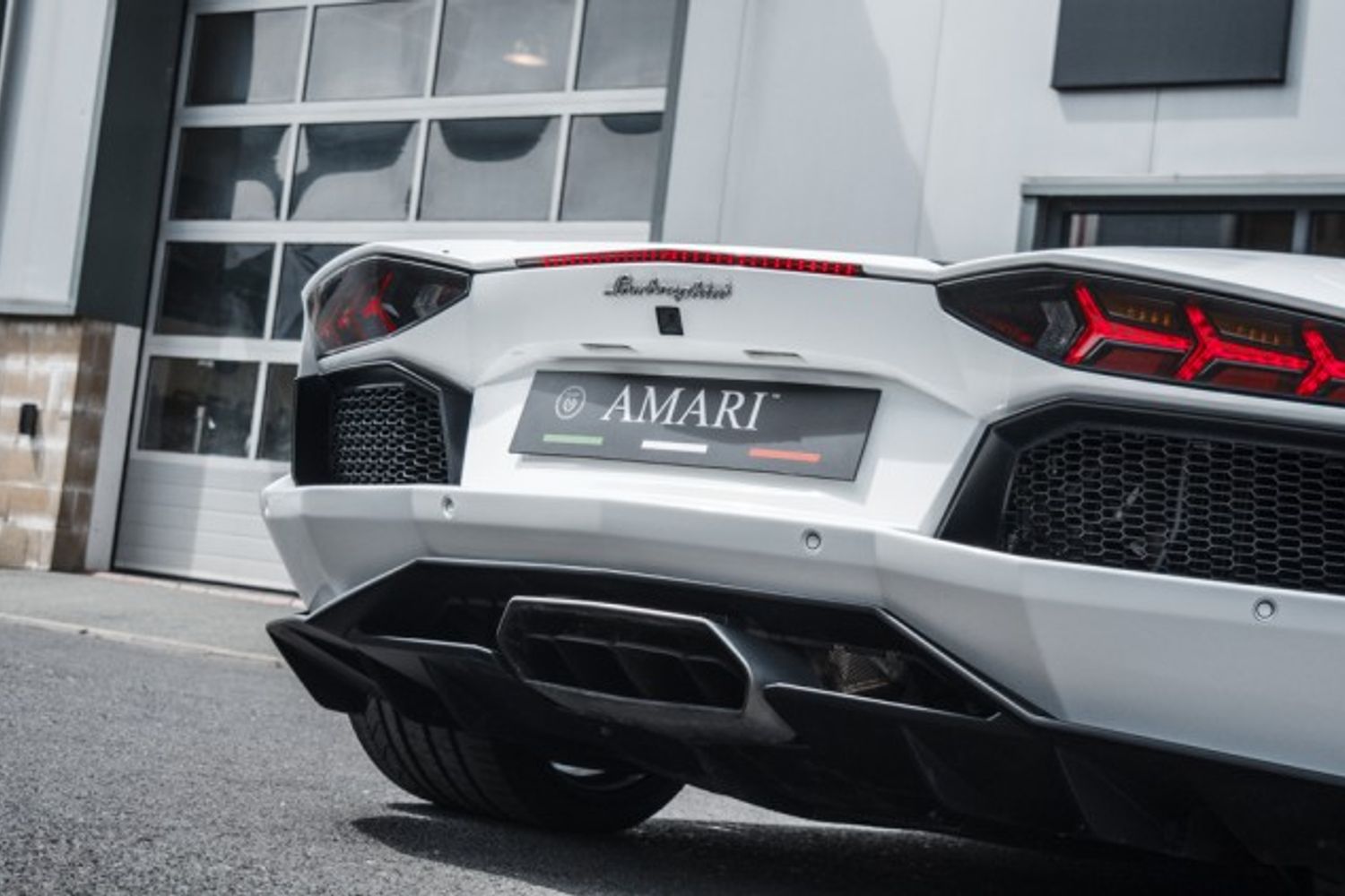 LAMBORGHINI AVENTADOR CONVERTIBLE 6.5 LP 700-4 ROADSTER 2DR SEMI AUTOMATIC