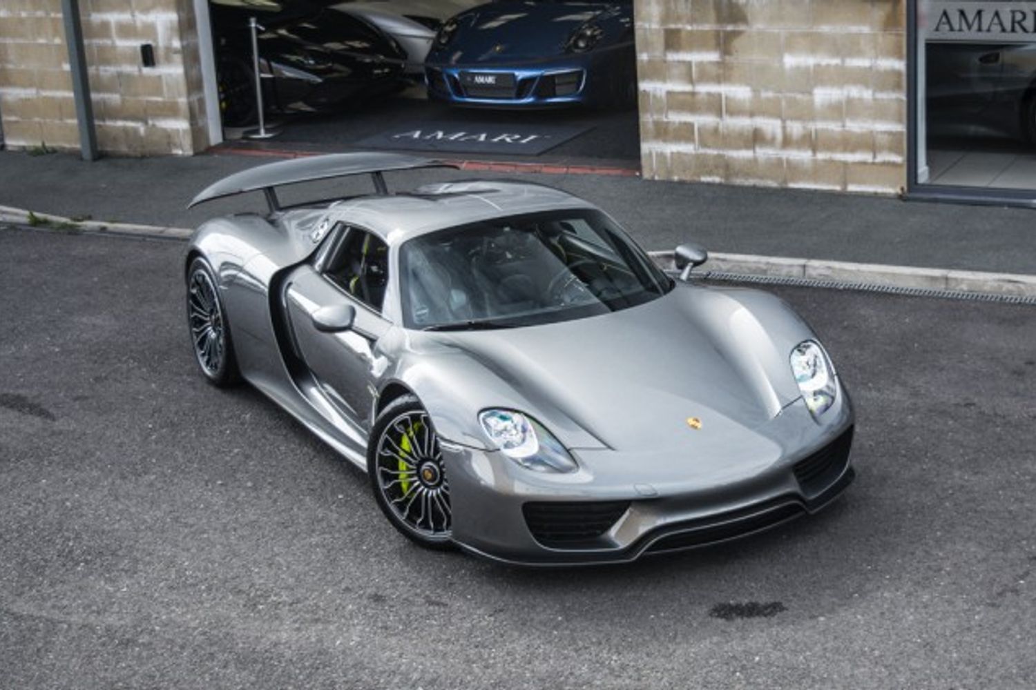 PORSCHE 918 HYBRID ELECTRIC CONVERTIBLE 4.6 SPYDER PDK 2DR SEMI AUTOMATIC