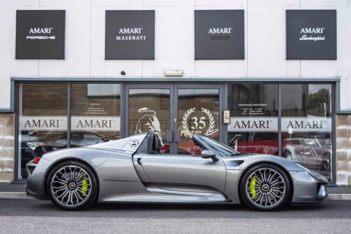 PORSCHE 918 HYBRID ELECTRIC CONVERTIBLE 4.6 SPYDER PDK 2DR SEMI AUTOMATIC