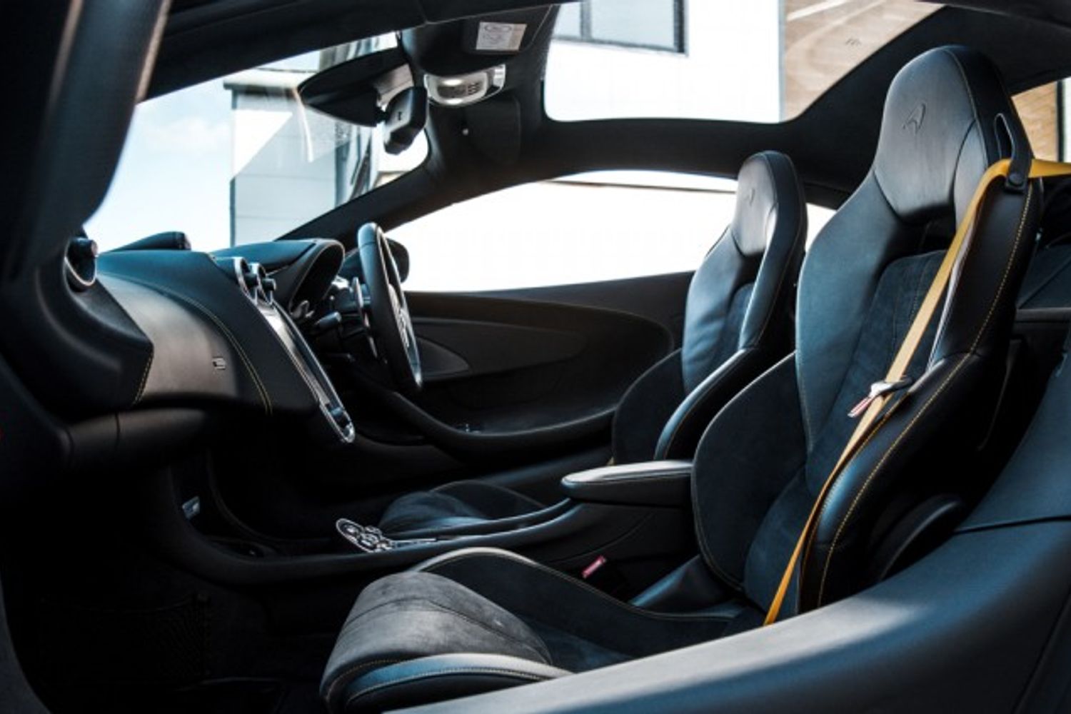 MCLAREN 570GT COUPE 3.8 V8 SSG 2DR SEMI AUTOMATIC