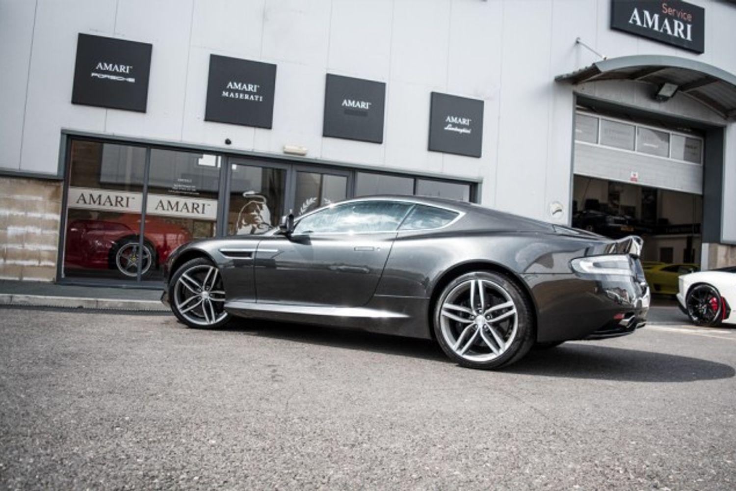 ASTON MARTIN DB9 COUPE 5.9 V12 2DR AUTOMATIC