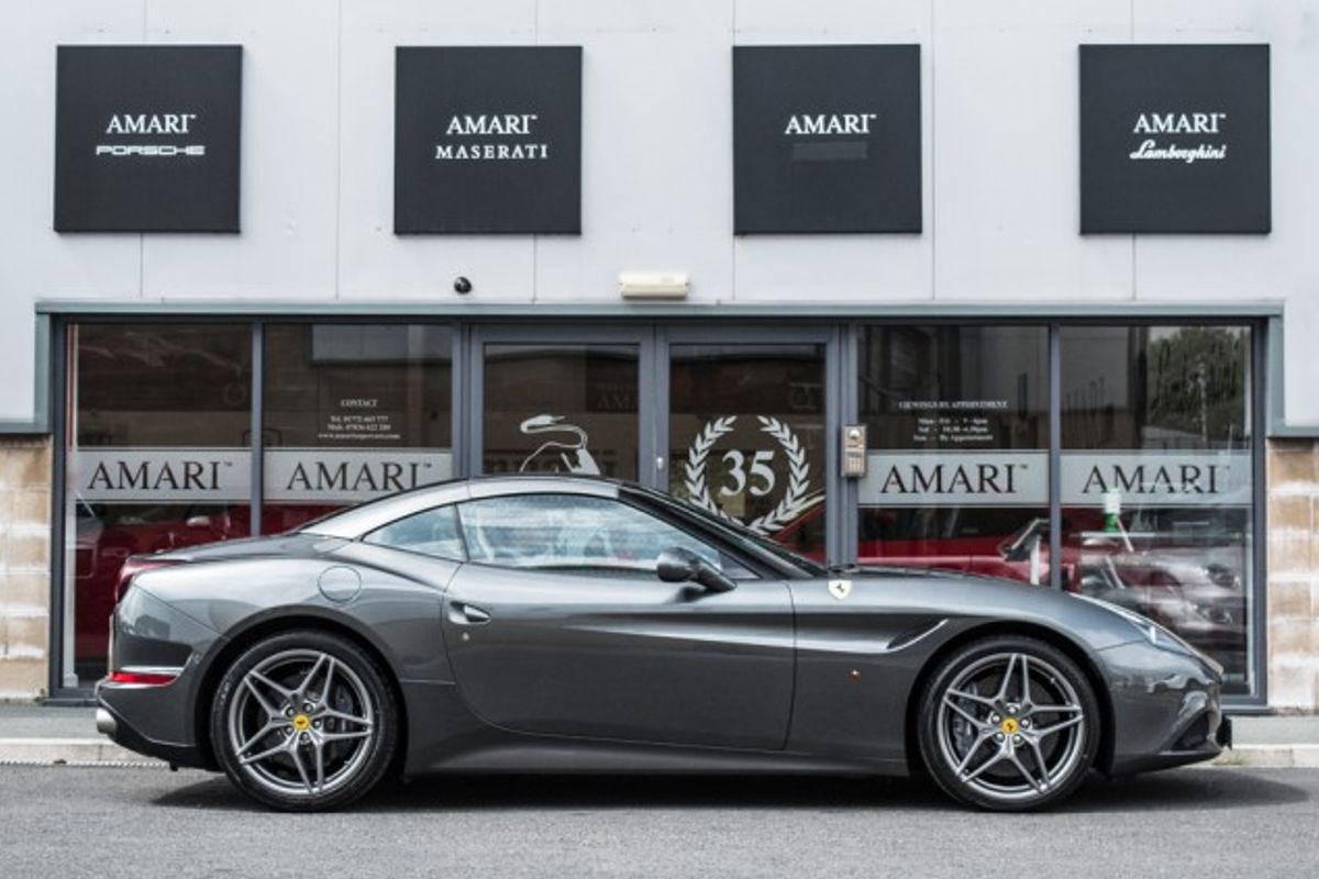 FERRARI CALIFORNIA CONVERTIBLE 3.9 DD 2DR SEMI AUTOMATIC