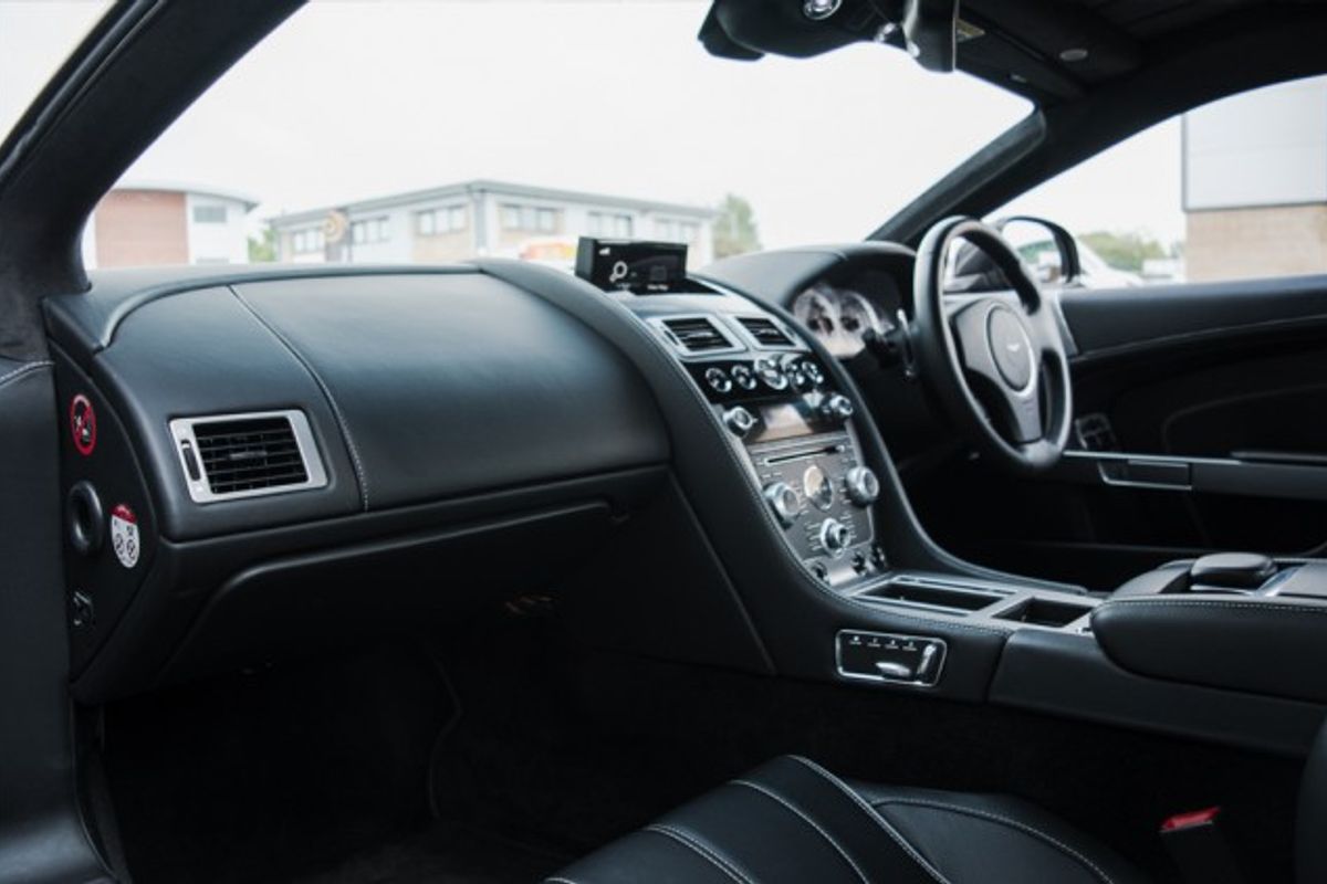 ASTON MARTIN DB9 COUPE 5.9 V12 2DR AUTOMATIC