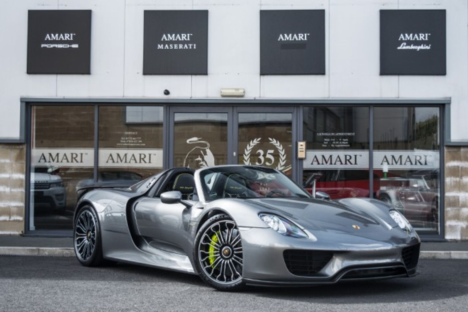 PORSCHE 918 HYBRID ELECTRIC CONVERTIBLE 4.6 SPYDER PDK 2DR SEMI AUTOMATIC