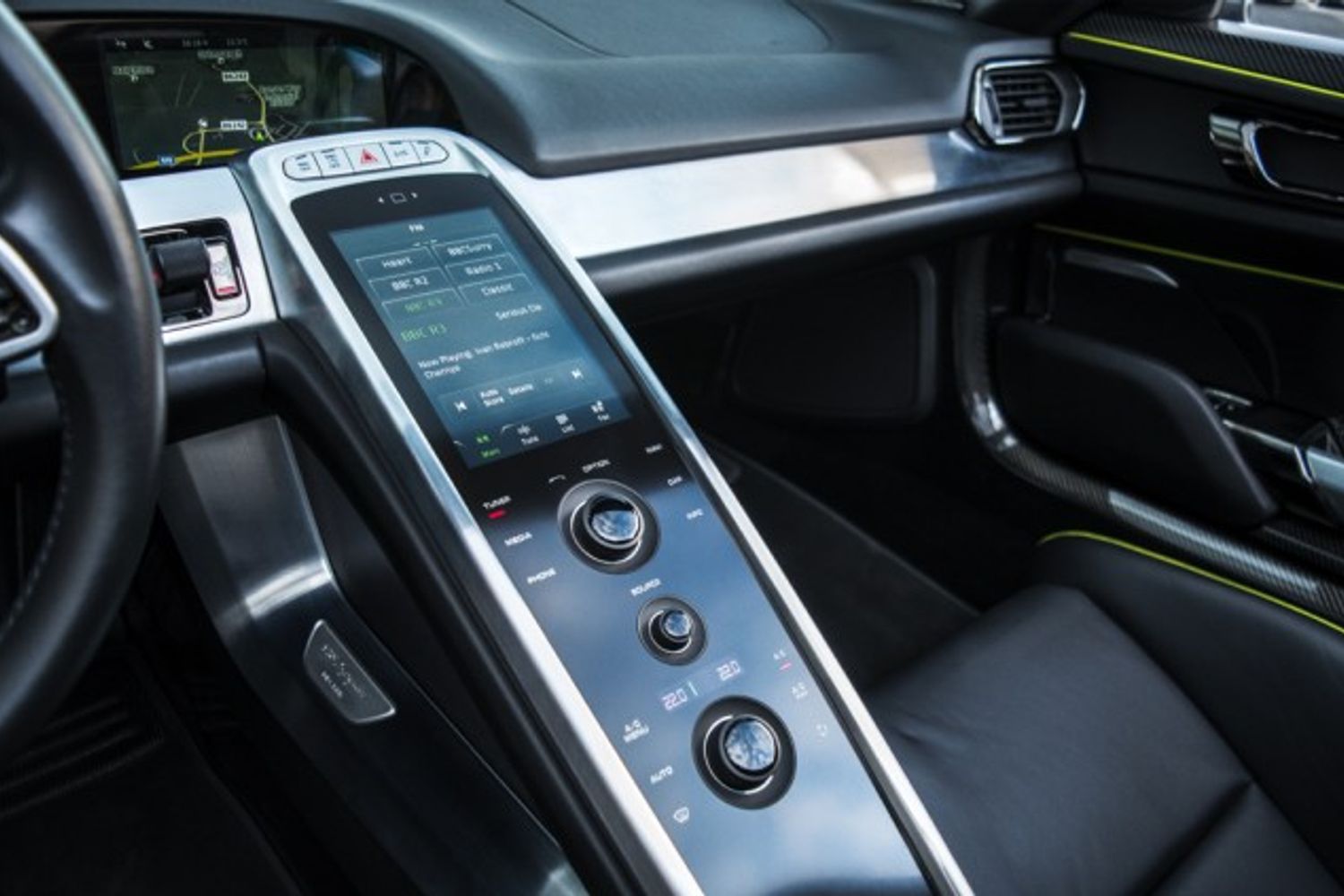 PORSCHE 918 HYBRID ELECTRIC CONVERTIBLE 4.6 SPYDER PDK 2DR SEMI AUTOMATIC