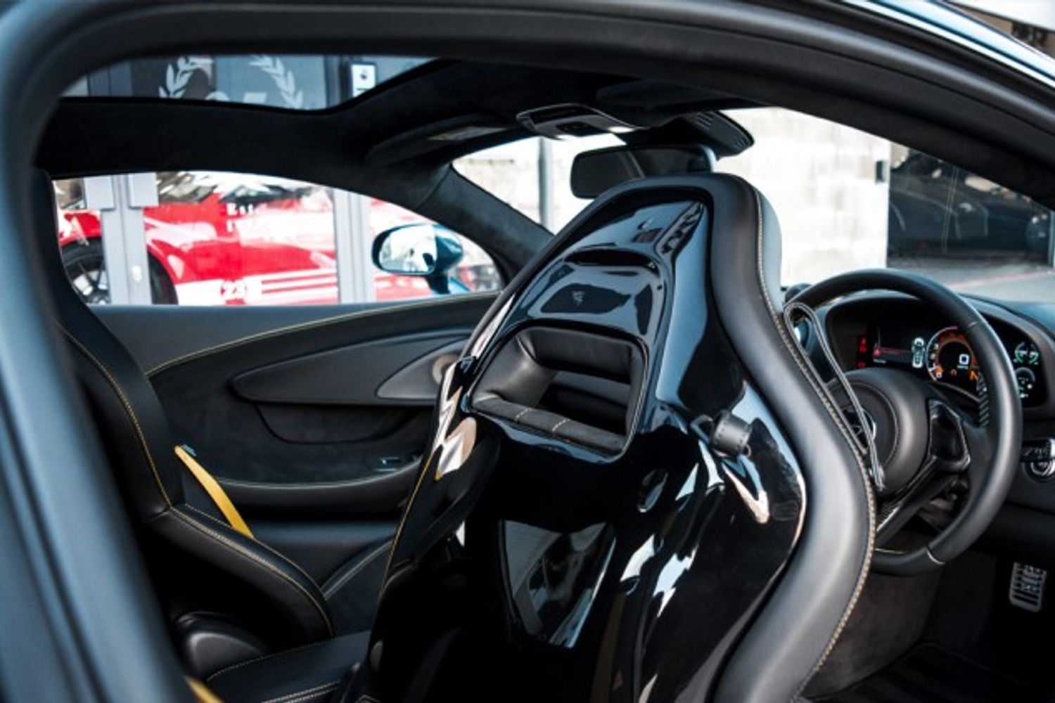 MCLAREN 570GT COUPE 3.8 V8 SSG 2DR SEMI AUTOMATIC
