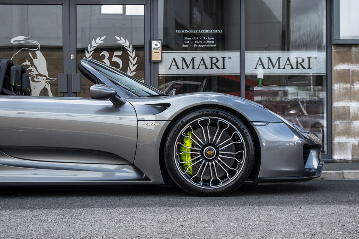 PORSCHE 918 HYBRID ELECTRIC CONVERTIBLE 4.6 SPYDER PDK 2DR SEMI AUTOMATIC