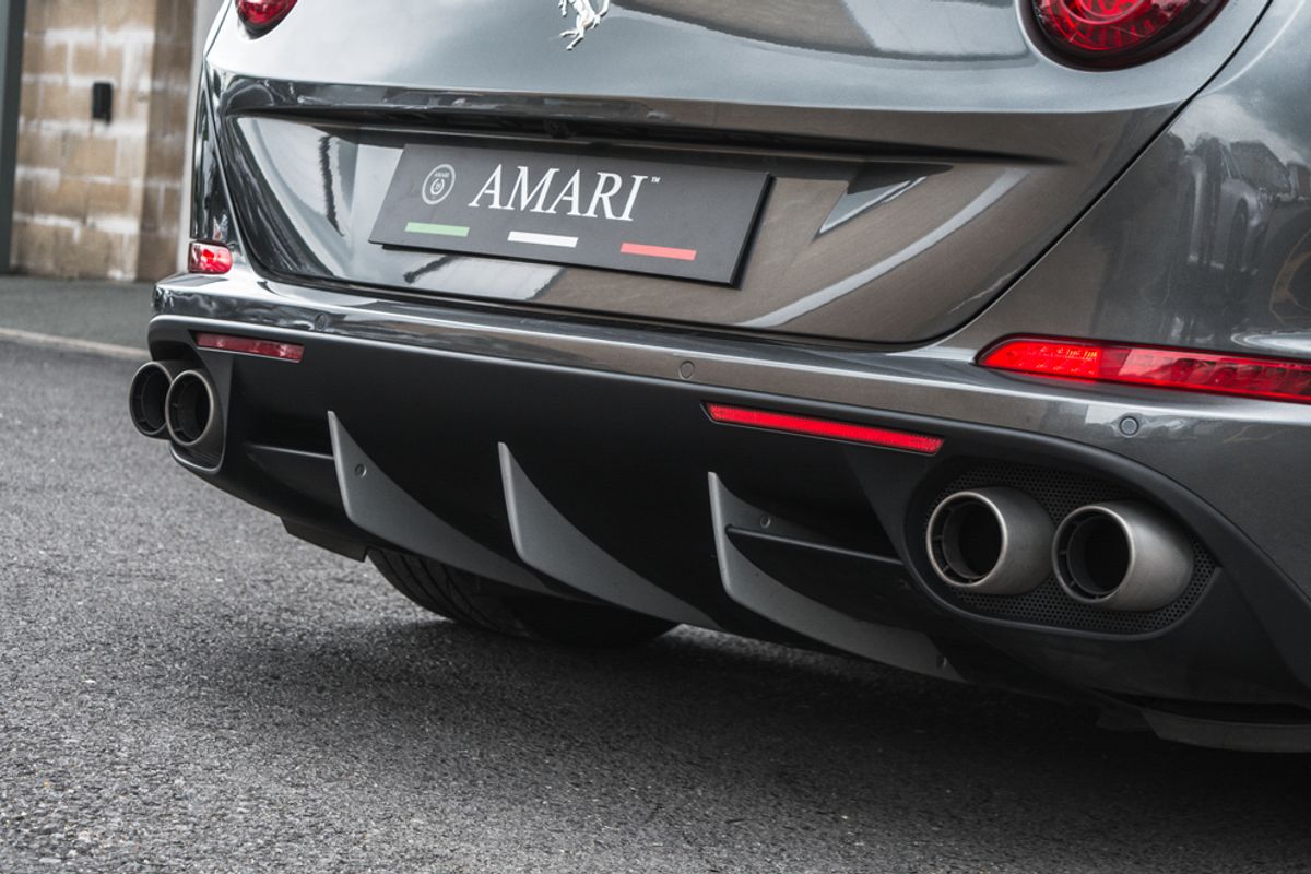 FERRARI CALIFORNIA CONVERTIBLE 3.9 DD 2DR SEMI AUTOMATIC