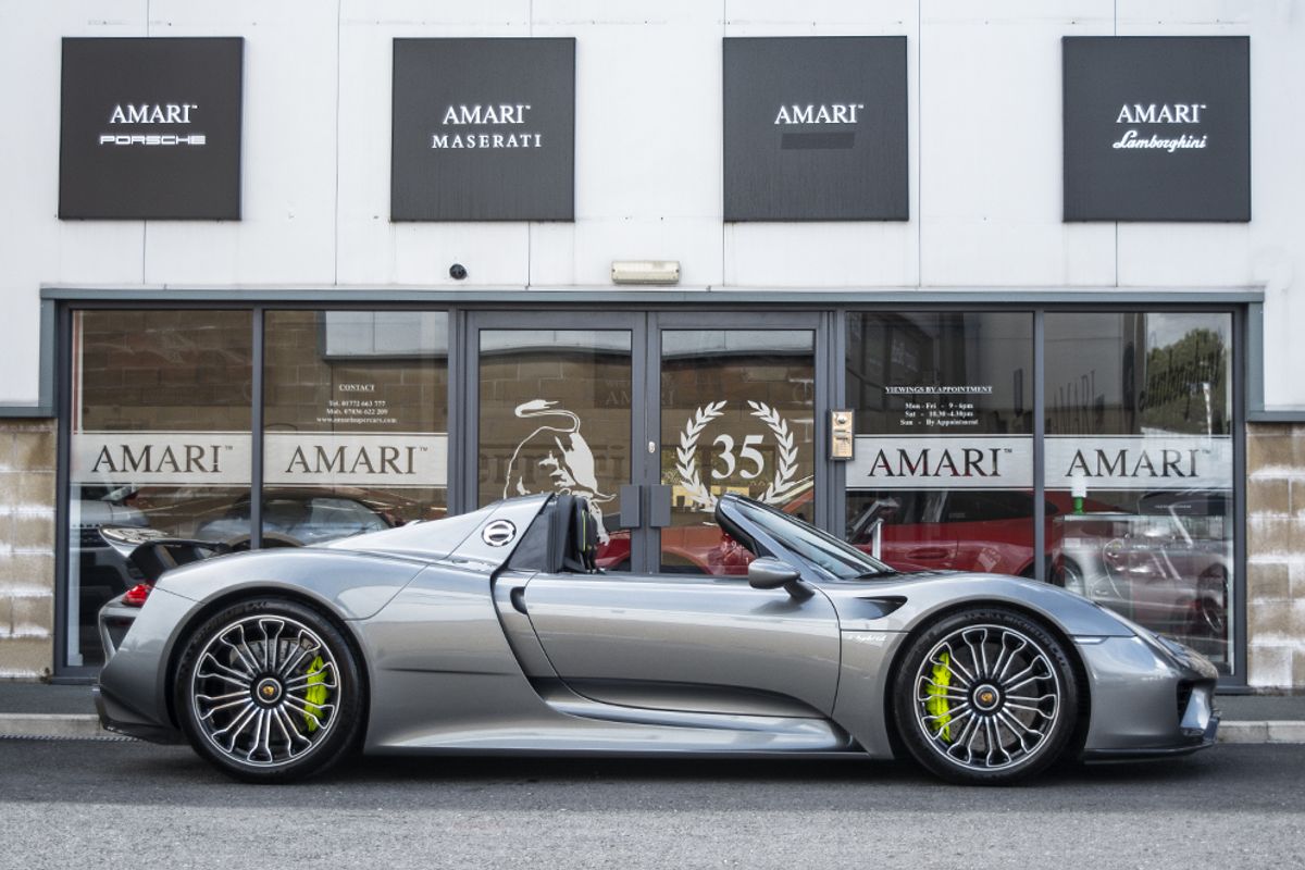PORSCHE 918 HYBRID ELECTRIC CONVERTIBLE 4.6 SPYDER PDK 2DR SEMI AUTOMATIC