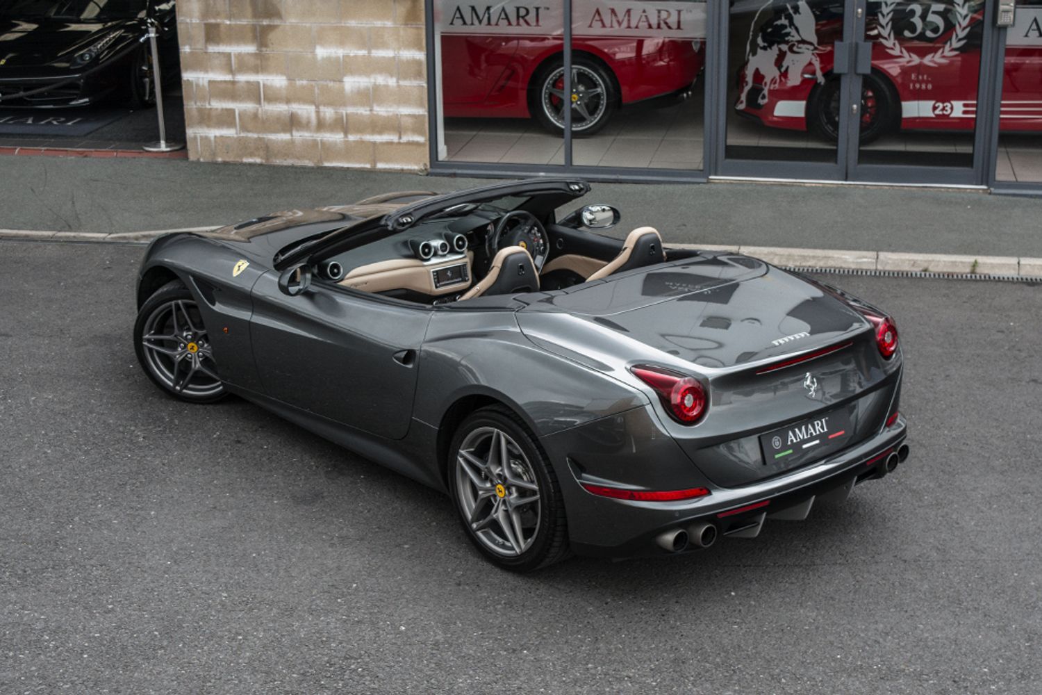 FERRARI CALIFORNIA CONVERTIBLE 3.9 DD 2DR SEMI AUTOMATIC