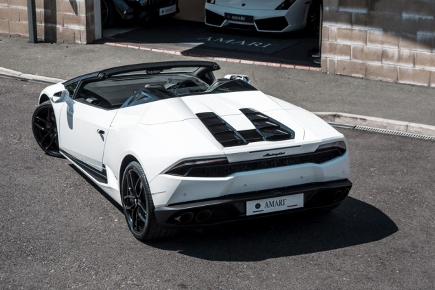 LAMBORGHINI HURACAN CONVERTIBLE 5.2 LP 610-4 SPYDER 2DR SEMI AUTOMATIC