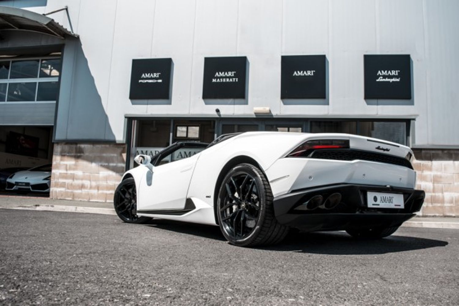 LAMBORGHINI HURACAN CONVERTIBLE 5.2 LP 610-4 SPYDER 2DR SEMI AUTOMATIC