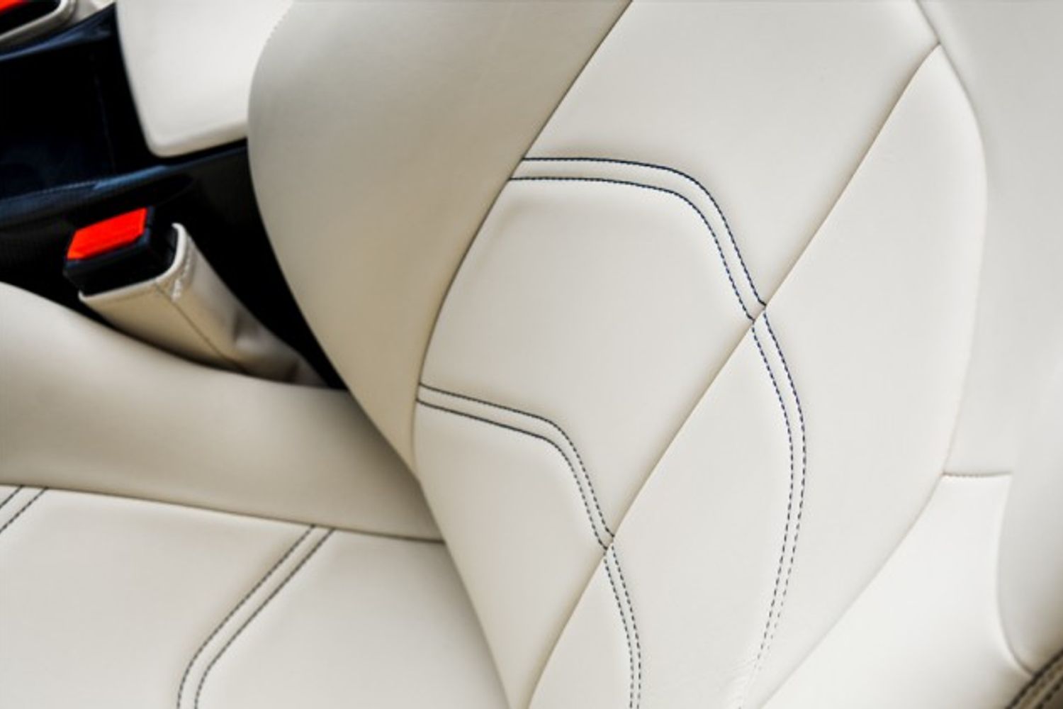 FERRARI 488 CONVERTIBLE 3.9 SPIDER 2DR SEMI AUTOMATIC