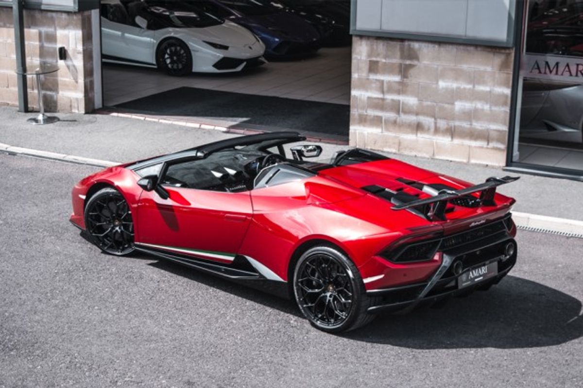 LAMBORGHINI HURACAN CONVERTIBLE 5.2 LP 640-4 PERFORMANTE SPYDER 2DR SEMI AUTOMATIC