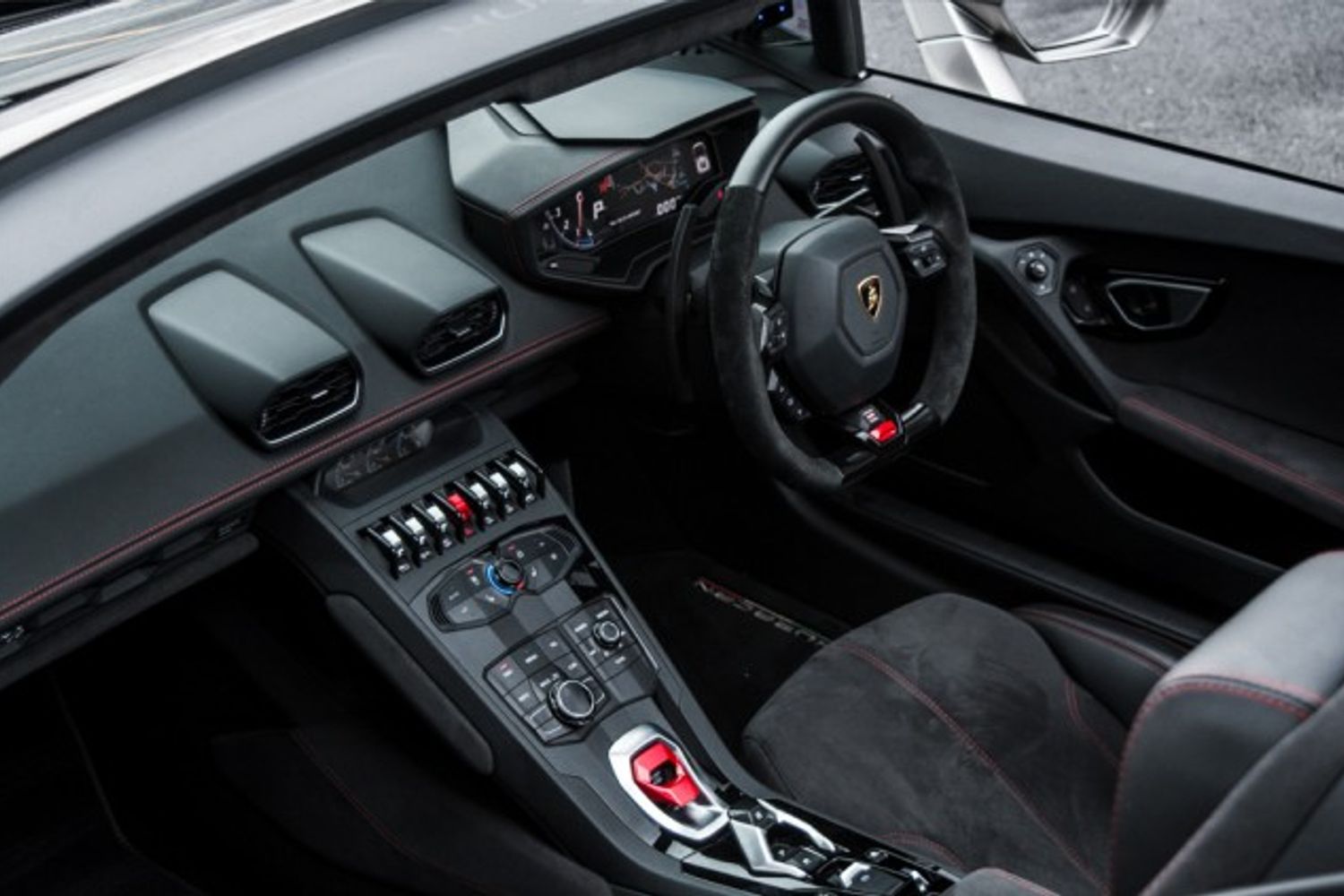 LAMBORGHINI HURACAN CONVERTIBLE 5.2 LP 610-4 SPYDER 2DR SEMI AUTOMATIC