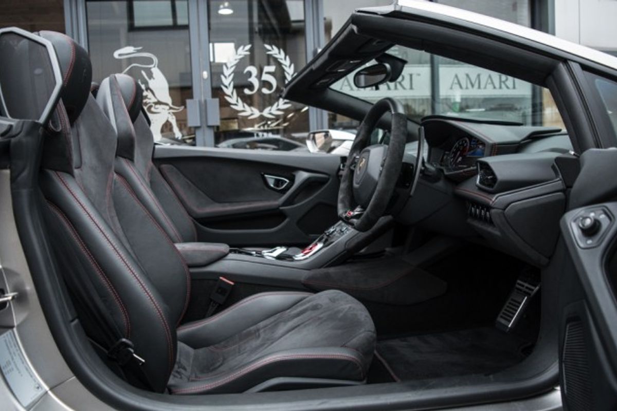 LAMBORGHINI HURACAN CONVERTIBLE 5.2 LP 610-4 SPYDER 2DR SEMI AUTOMATIC