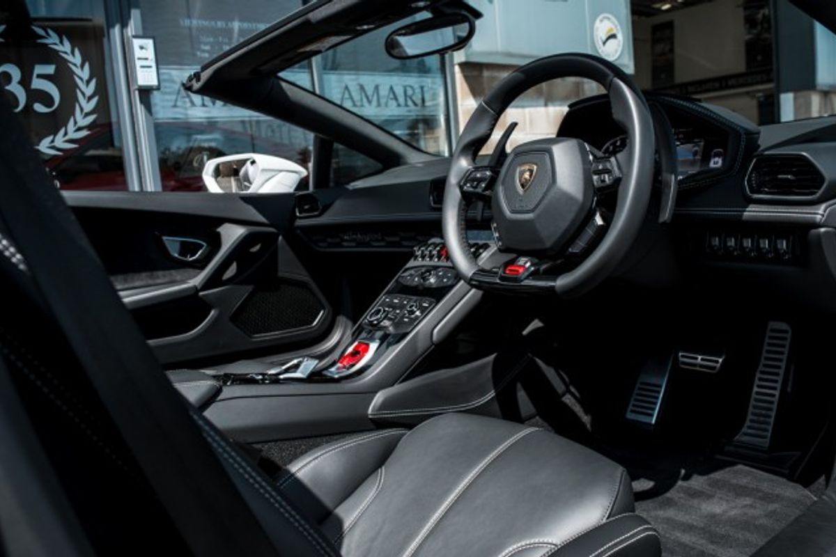 LAMBORGHINI HURACAN CONVERTIBLE 5.2 LP 610-4 SPYDER 2DR SEMI AUTOMATIC