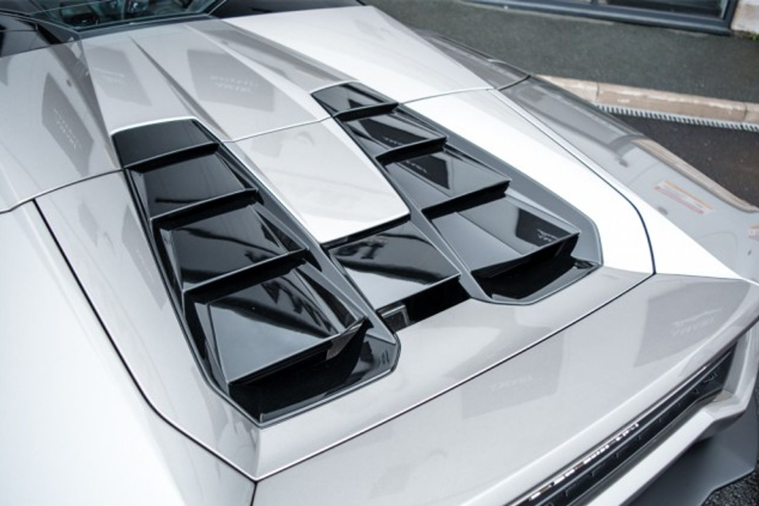 LAMBORGHINI HURACAN CONVERTIBLE 5.2 LP 610-4 SPYDER 2DR SEMI AUTOMATIC