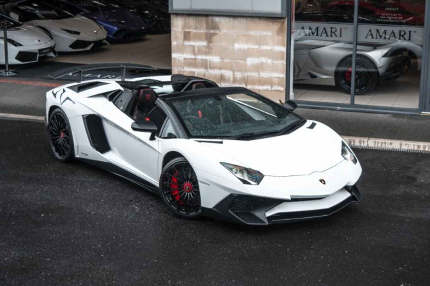 LAMBORGHINI AVENTADOR CONVERTIBLE 6.5 LP 750-4 SUPERVELOCE ROADSTER 2DR SEMI AUTOMATIC