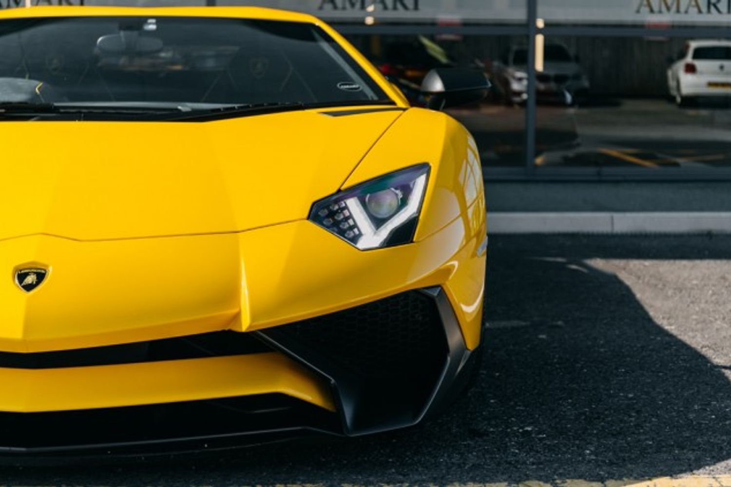 LAMBORGHINI AVENTADOR COUPE 6.5 LP 750-4 SUPERVELOCE 2DR SEMI AUTOMATIC