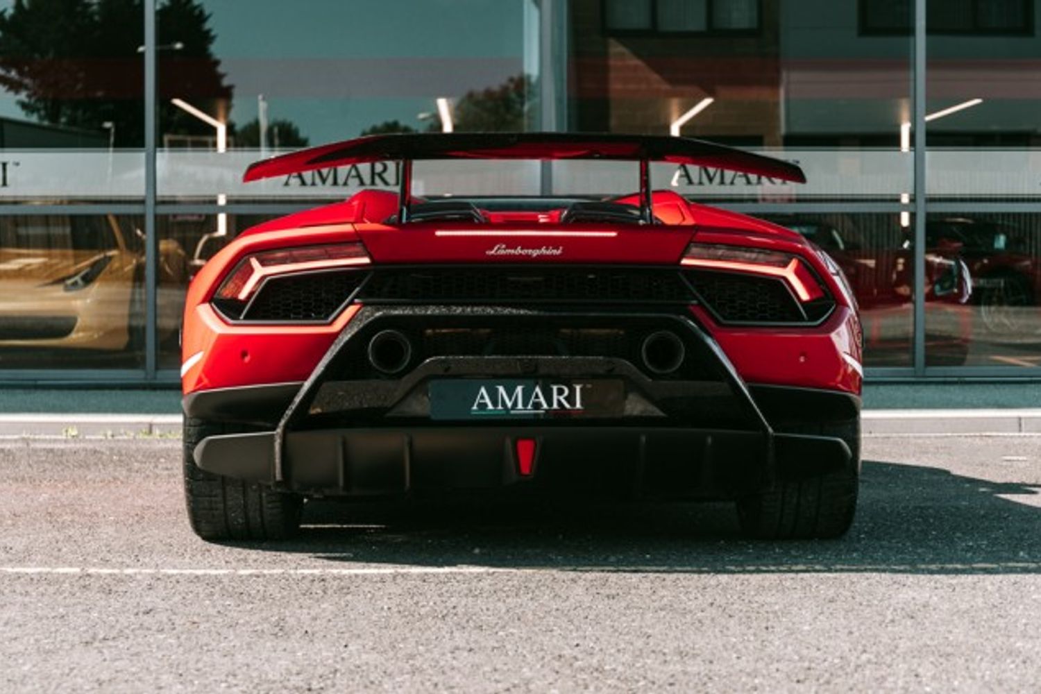 LAMBORGHINI HURACAN CONVERTIBLE 5.2 LP 640-4 PERFORMANTE SPYDER 2DR SEMI AUTOMATIC