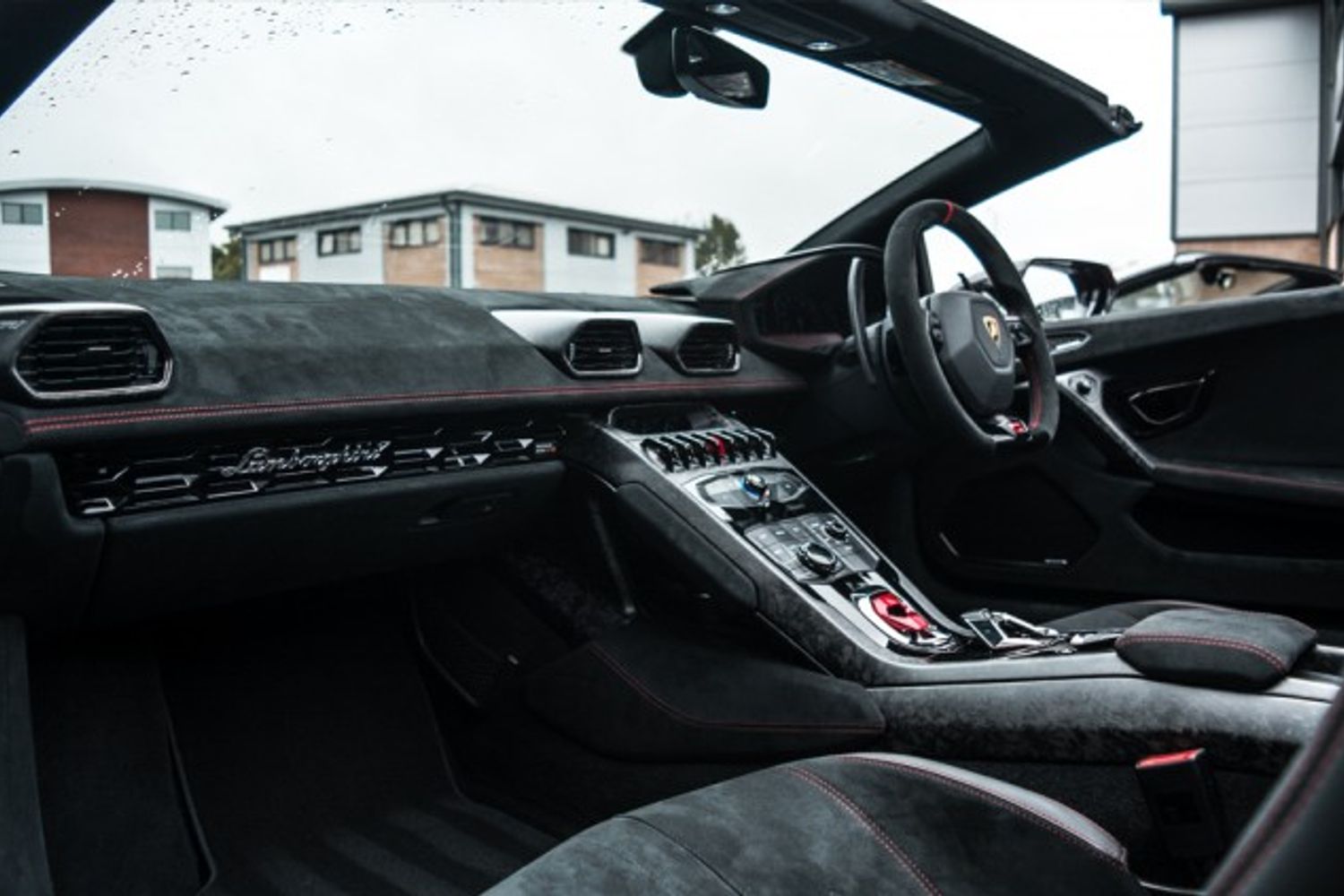 LAMBORGHINI HURACAN CONVERTIBLE 5.2 LP 640-4 PERFORMANTE SPYDER 2DR SEMI AUTOMATIC