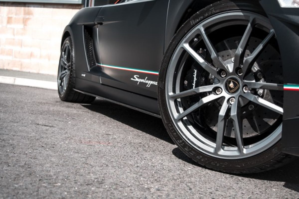 LAMBORGHINI GALLARDO COUPE 5.2 LP 570-4 SUPERLEGGERA EDIZIONE TECNICA 2DR SEMI AUTOMATIC