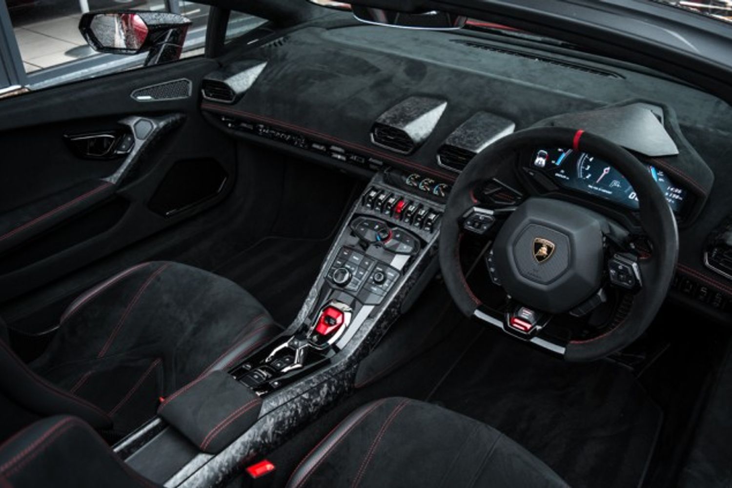 LAMBORGHINI HURACAN CONVERTIBLE 5.2 LP 640-4 PERFORMANTE SPYDER 2DR SEMI AUTOMATIC