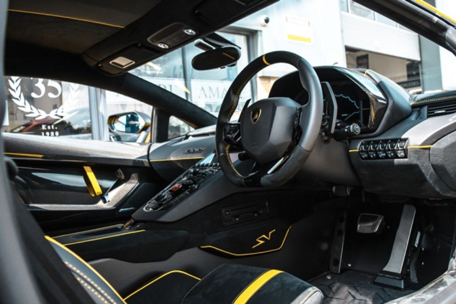 LAMBORGHINI AVENTADOR COUPE 6.5 LP 750-4 SUPERVELOCE 2DR SEMI AUTOMATIC