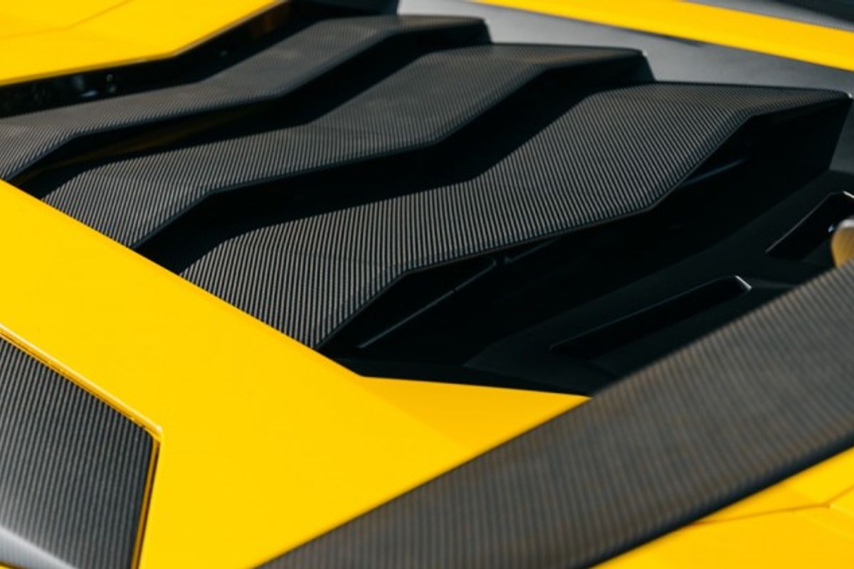 LAMBORGHINI AVENTADOR COUPE 6.5 LP 750-4 SUPERVELOCE 2DR SEMI AUTOMATIC