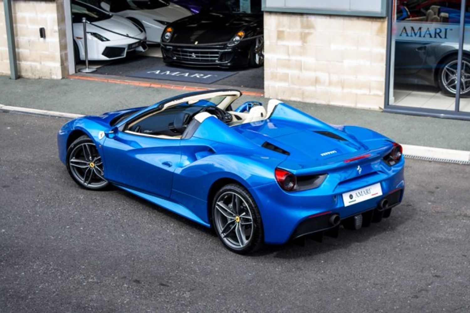 FERRARI 488 CONVERTIBLE 3.9 SPIDER 2DR SEMI AUTOMATIC