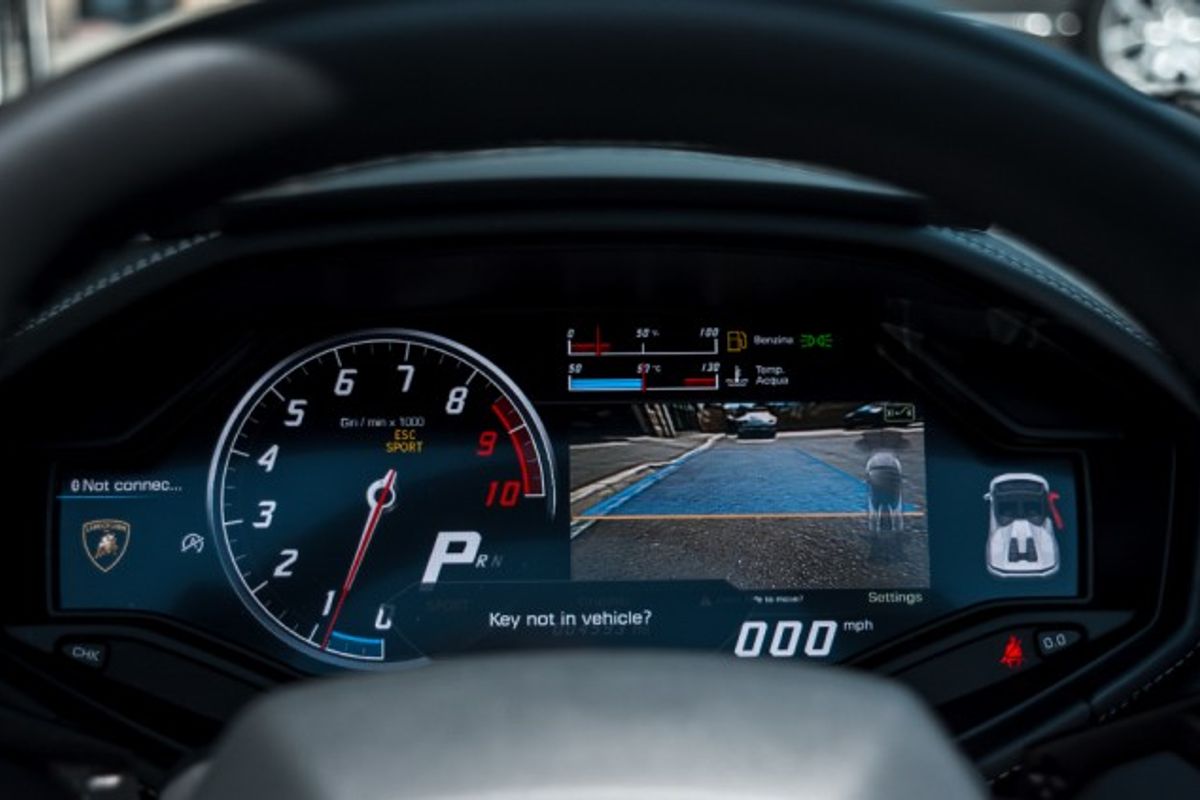 LAMBORGHINI HURACAN CONVERTIBLE 5.2 LP 610-4 SPYDER 2DR SEMI AUTOMATIC
