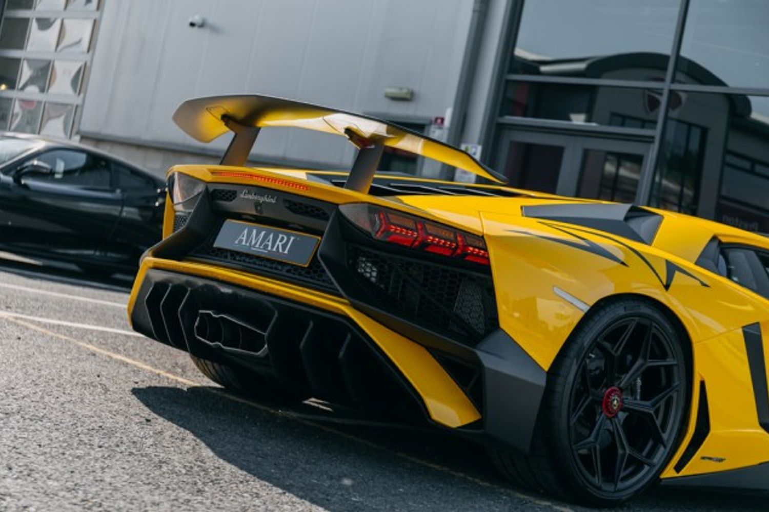 LAMBORGHINI AVENTADOR COUPE 6.5 LP 750-4 SUPERVELOCE 2DR SEMI AUTOMATIC